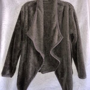 Gray cardigan with front drape